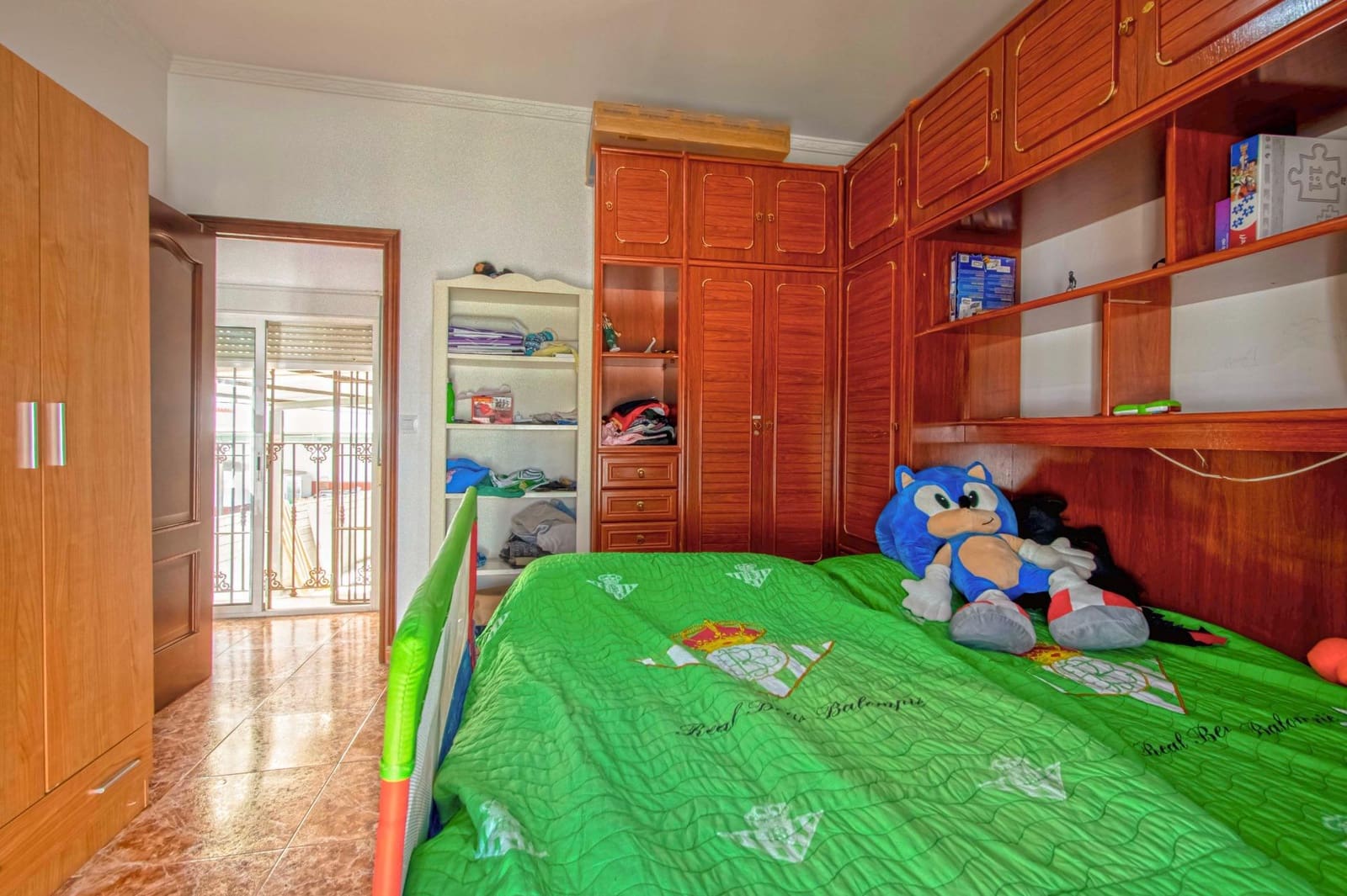 4 soveværelse Semi-Rækkehus til salg i Los Palacios y Villafranca - € 187.000 (Ref: 9095318)