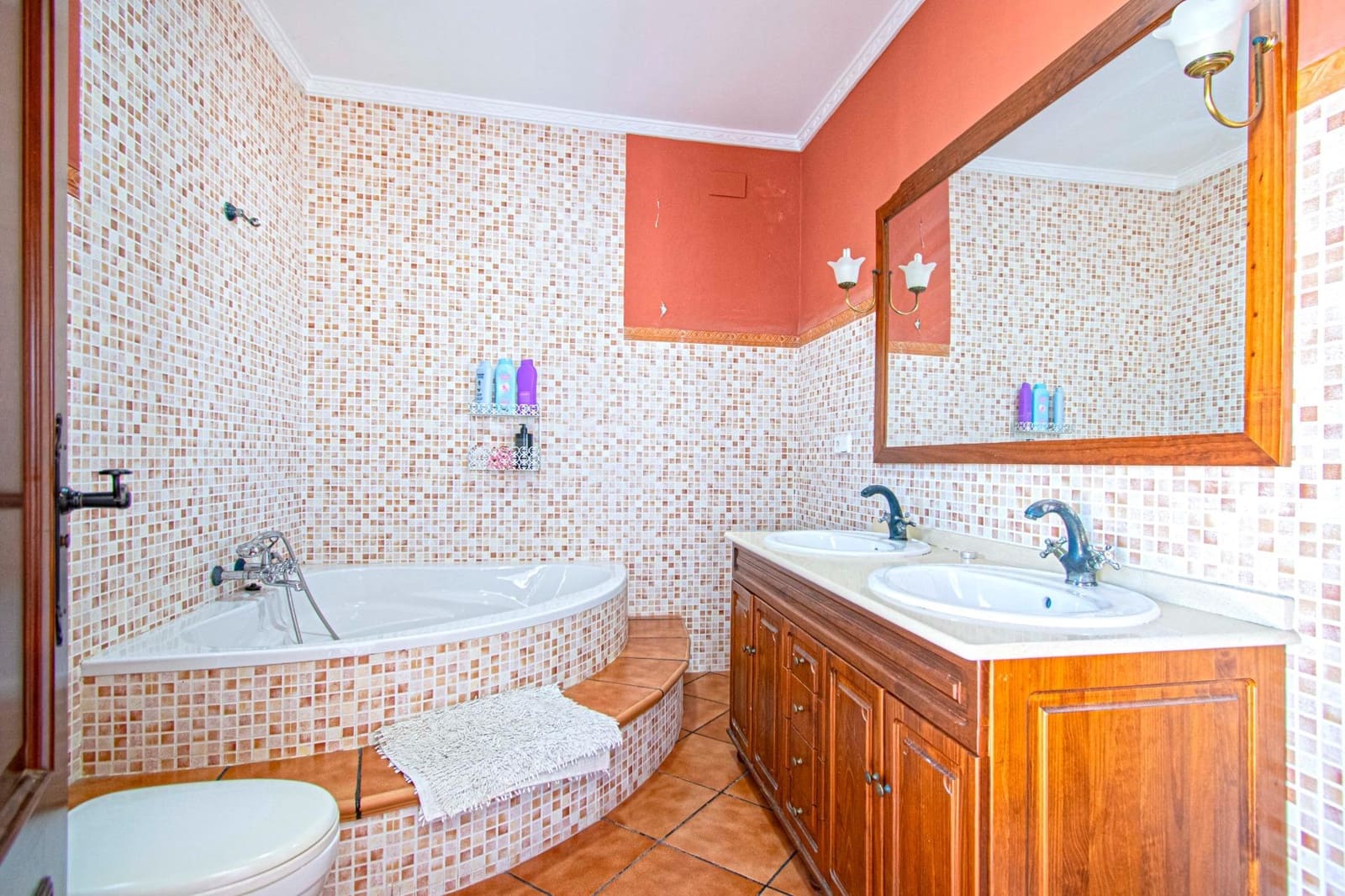 4 soveværelse Semi-Rækkehus til salg i Los Palacios y Villafranca - € 187.000 (Ref: 9095318)