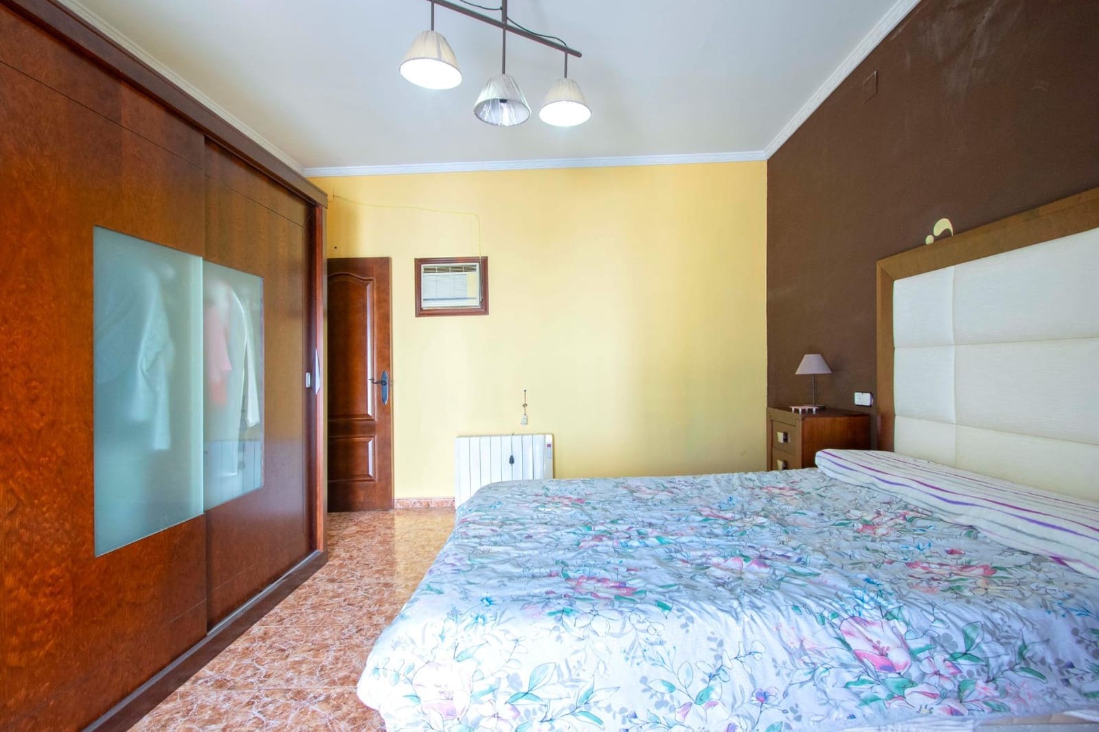 4 soveværelse Semi-Rækkehus til salg i Los Palacios y Villafranca - € 187.000 (Ref: 9095318)