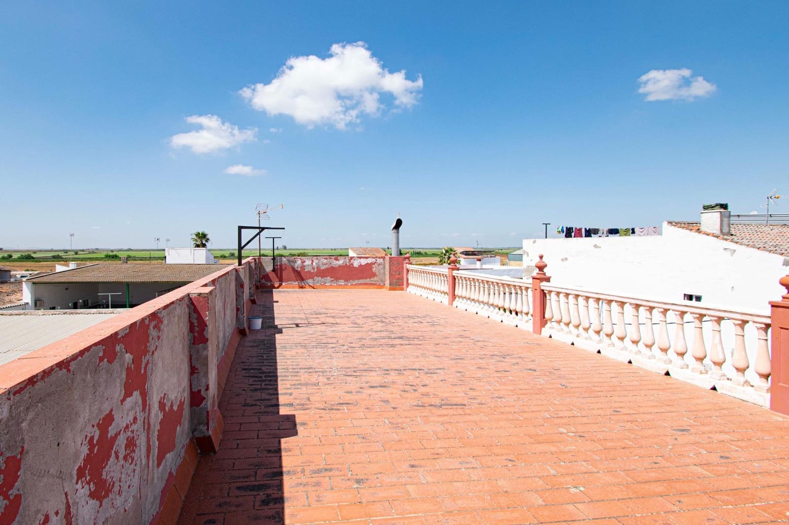 4 soveværelse Semi-Rækkehus til salg i Los Palacios y Villafranca - € 187.000 (Ref: 9095318)