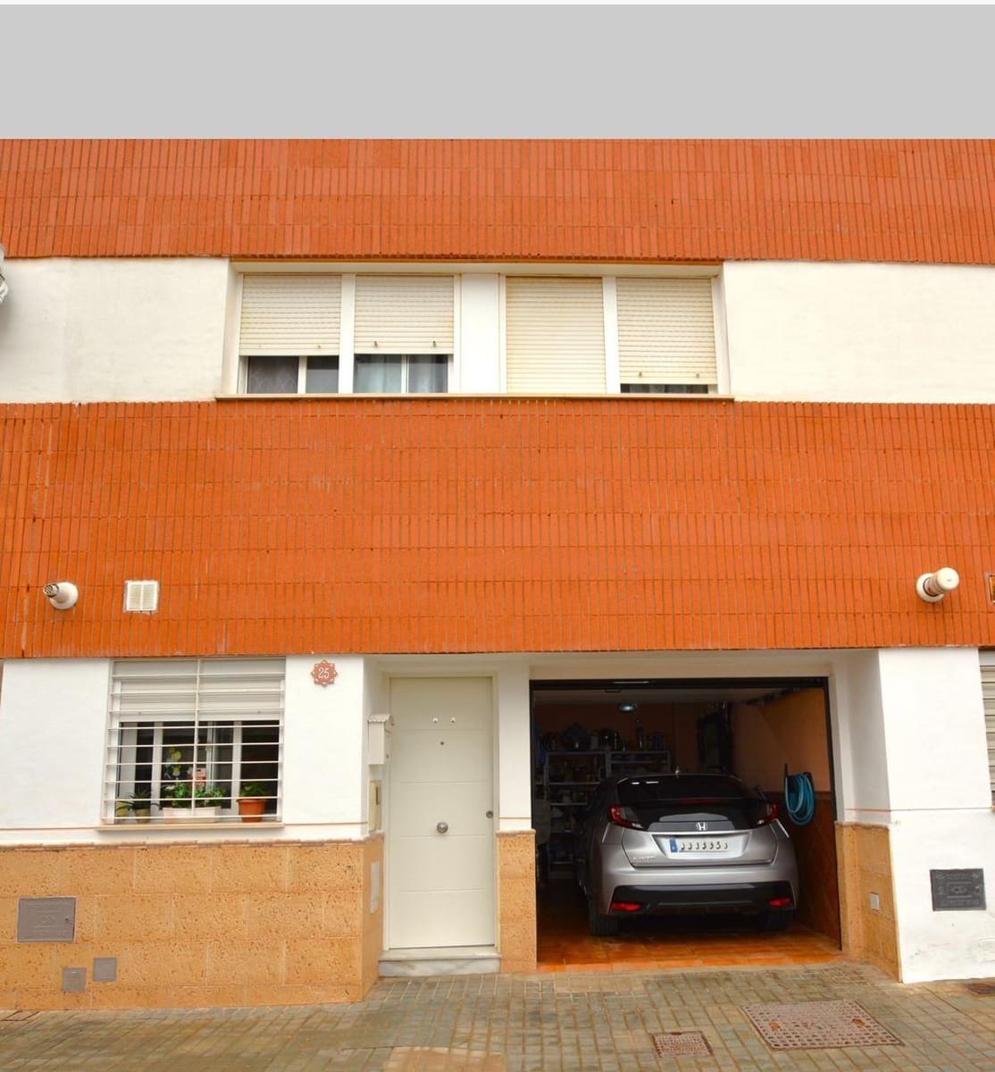 3 soveværelse Rækkehus til salg i Niebla med garage - € 129.000 (Ref: 9100800)