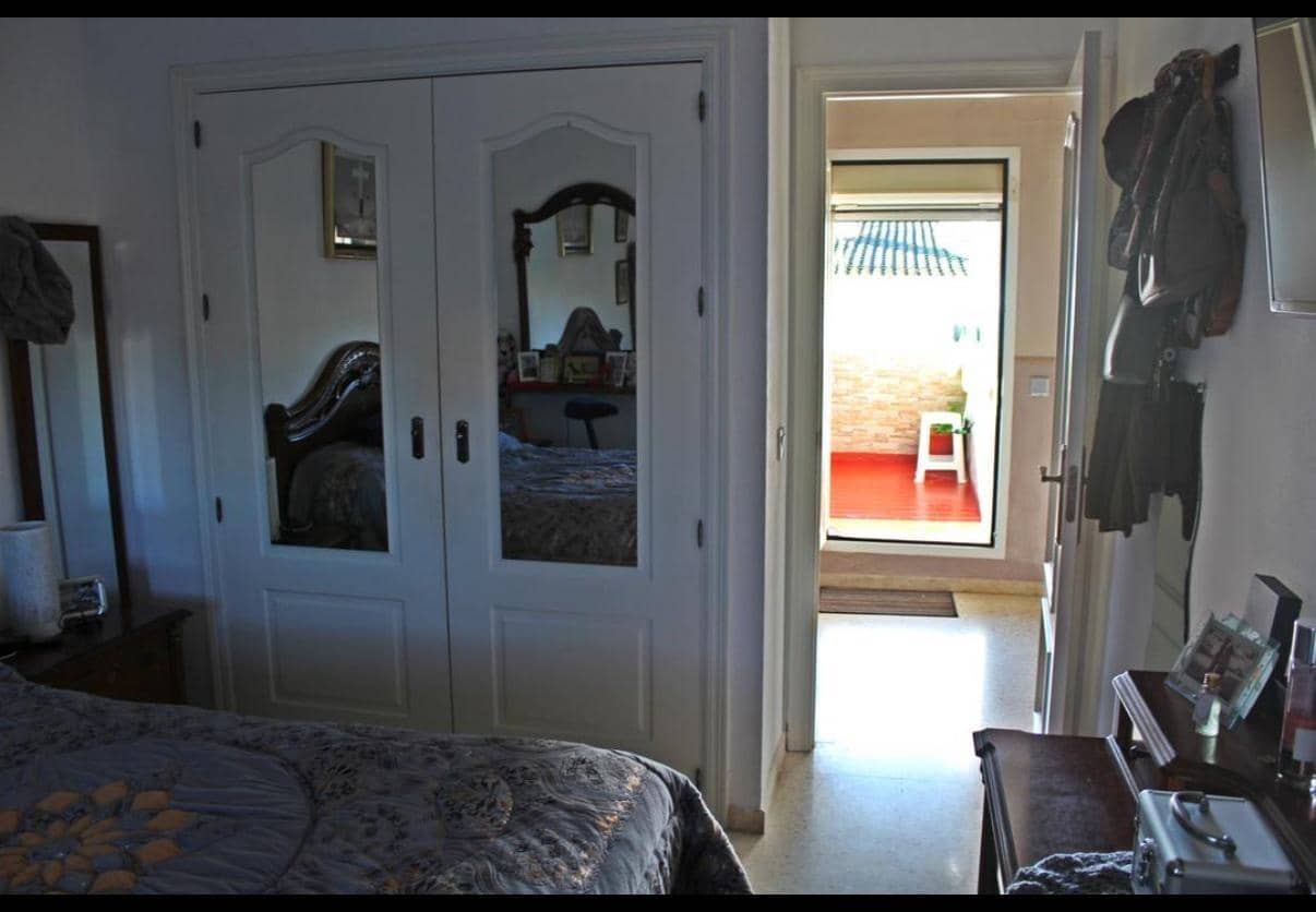 3 bedroom Terraced Villa for sale in Niebla with garage - € 129,000 (Ref: 9100800)