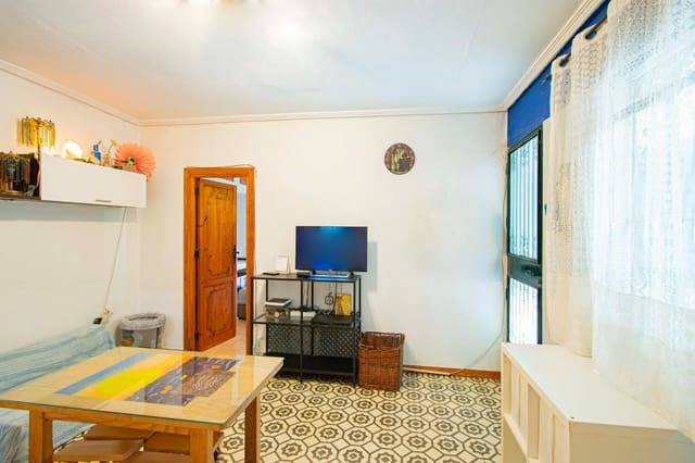 3 soveværelse Byhus til salg i Sevilla by - € 230.000 (Ref: 9102956)
