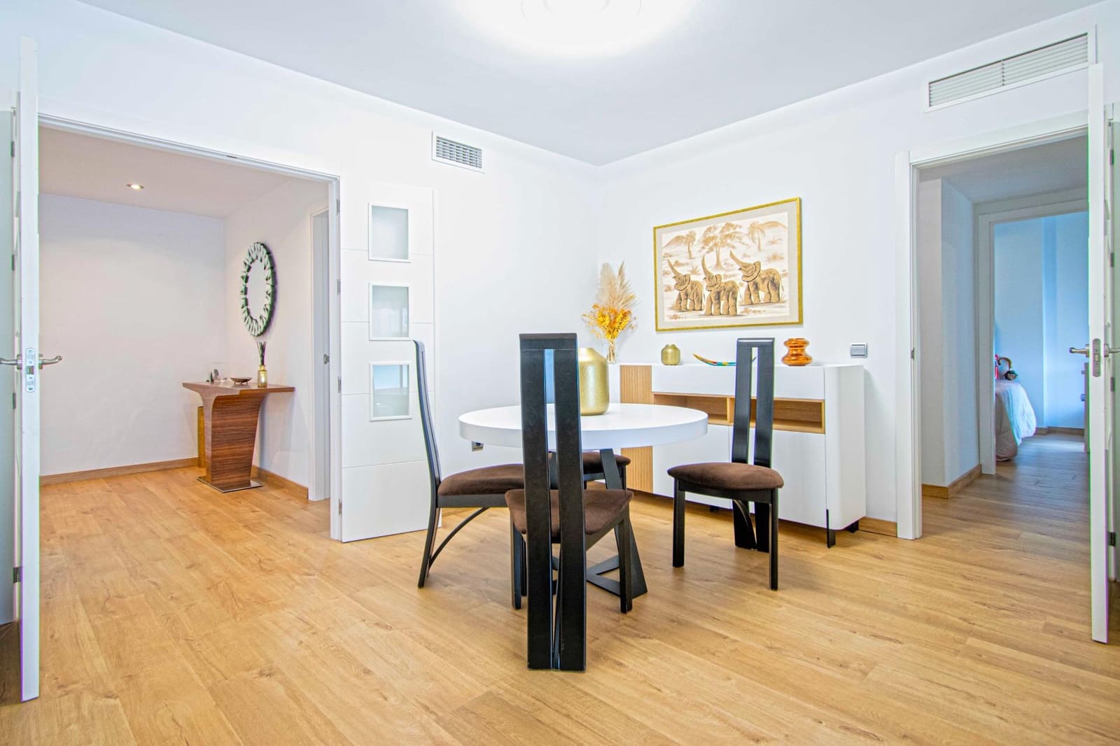 4 sovrum Lägenhet till salu i Sevilla stad - 395 000 € (Ref: 9104719)