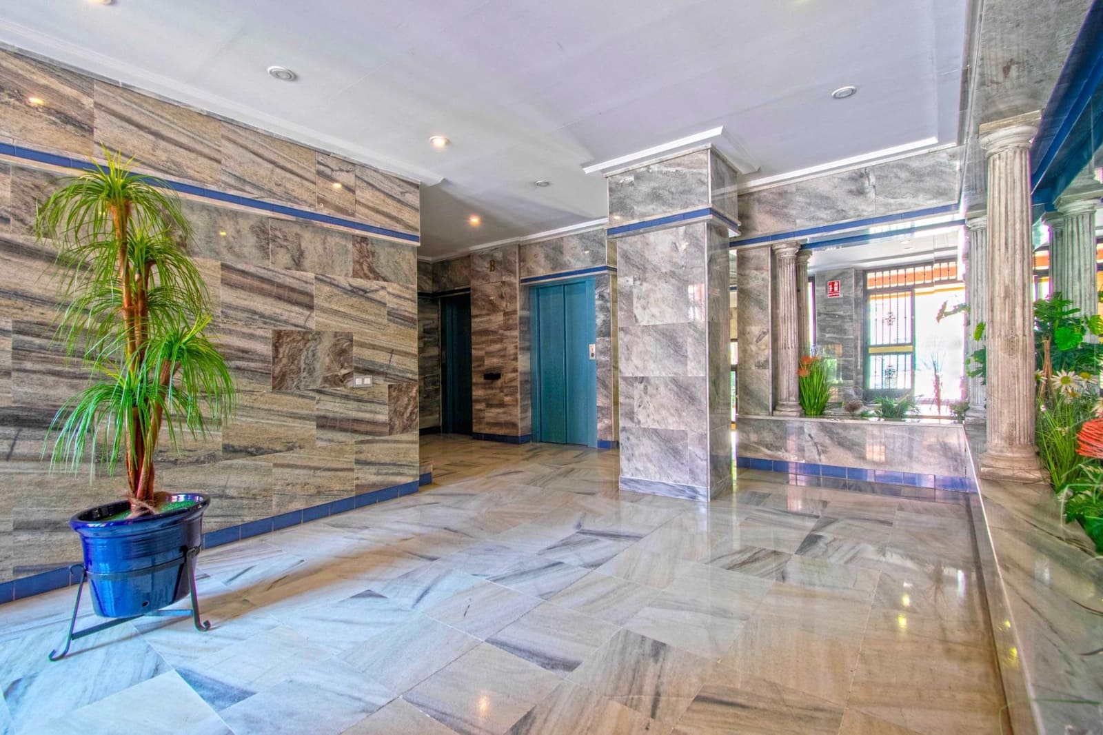 4 sovrum Lägenhet till salu i Sevilla stad - 395 000 € (Ref: 9104719)