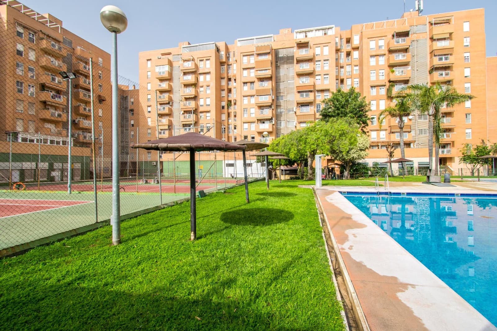 4 sovrum Lägenhet till salu i Sevilla stad - 395 000 € (Ref: 9104719)