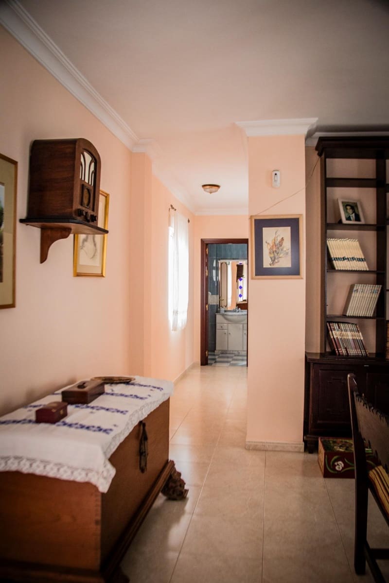 5 chambre Maison de Ville à vendre à Moguer avec garage - 390 000 € (Ref: 9104721)