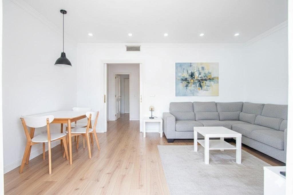 4 Zimmer Wohnung zu verkaufen in Sevilla Stadt - 380.000 € (Ref: 9129798)