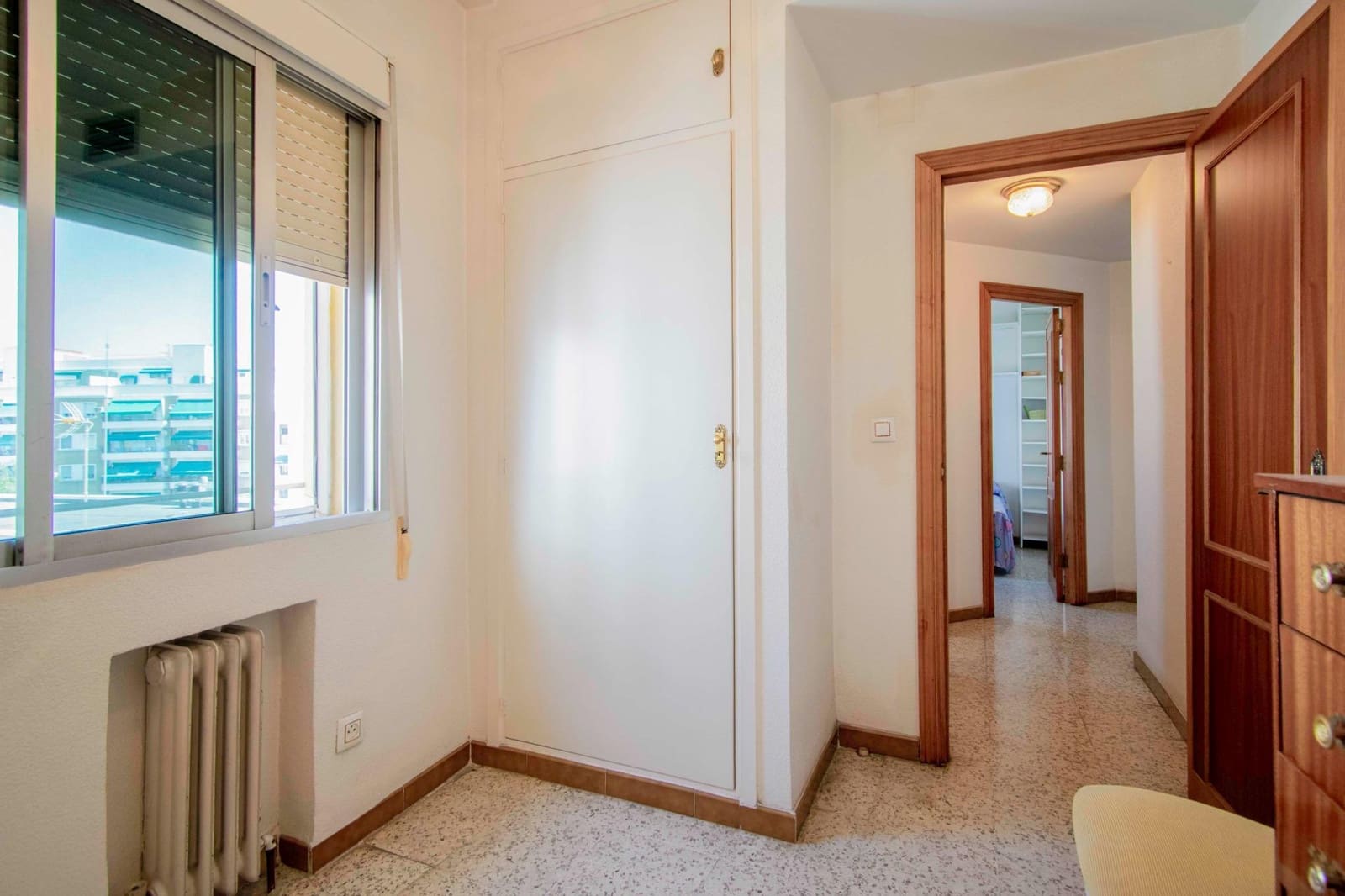 4 Zimmer Wohnung zu verkaufen in Sevilla Stadt - 380.000 € (Ref: 9129798)