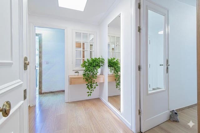 4 soveværelse Lejlighed til salg i Sevilla by - € 380.000 (Ref: 9129798)