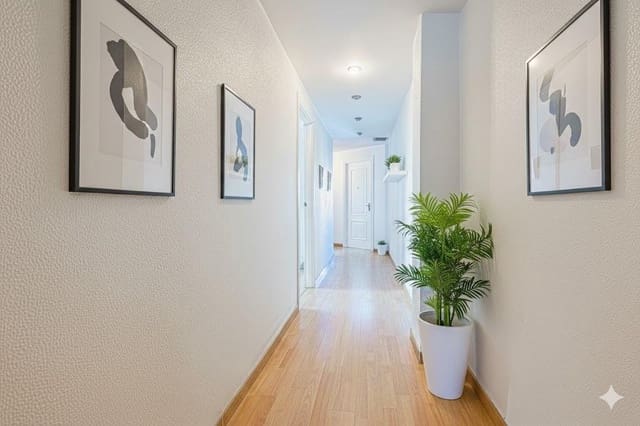 4 soveværelse Lejlighed til salg i Sevilla by - € 380.000 (Ref: 9129798)