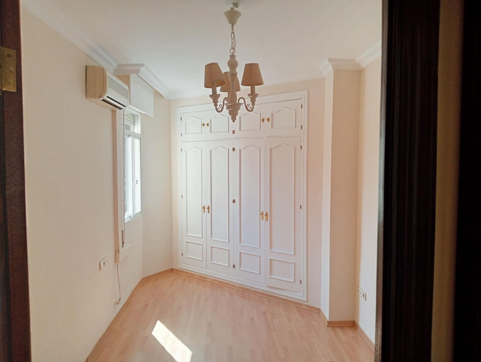 3 soveværelse Lejlighed til leje i Sevilla by med garage - € 1.450 (Ref: 9129801)