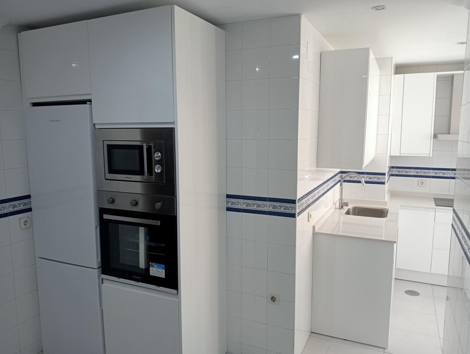 3 soveværelse Lejlighed til leje i Sevilla by med garage - € 1.450 (Ref: 9129801)
