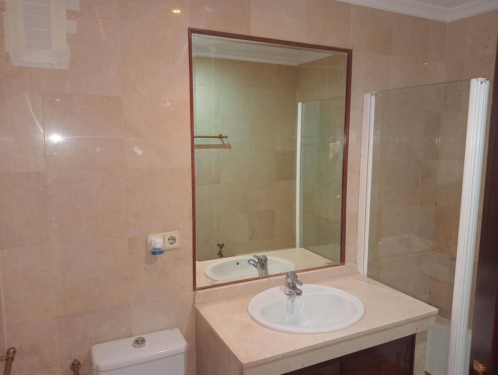 3 soveværelse Lejlighed til leje i Sevilla by med garage - € 1.450 (Ref: 9129801)