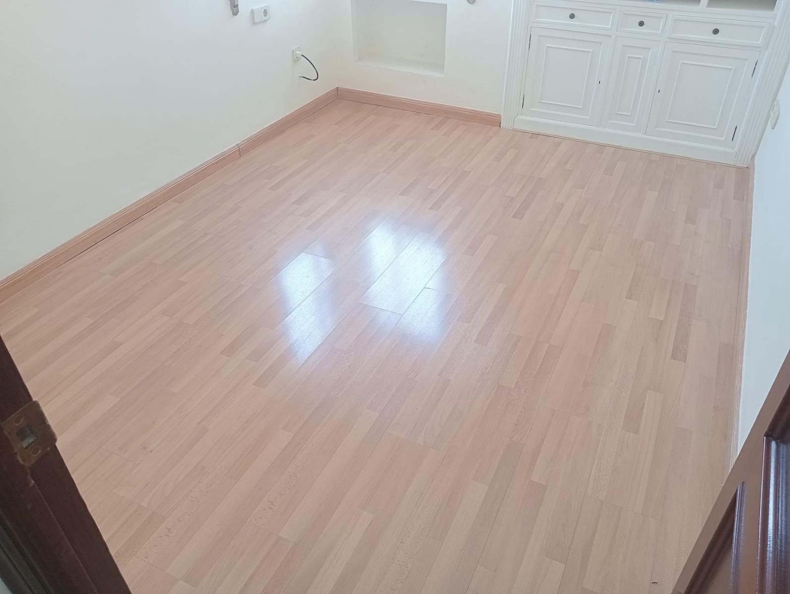 3 soveværelse Lejlighed til leje i Sevilla by med garage - € 1.450 (Ref: 9129801)
