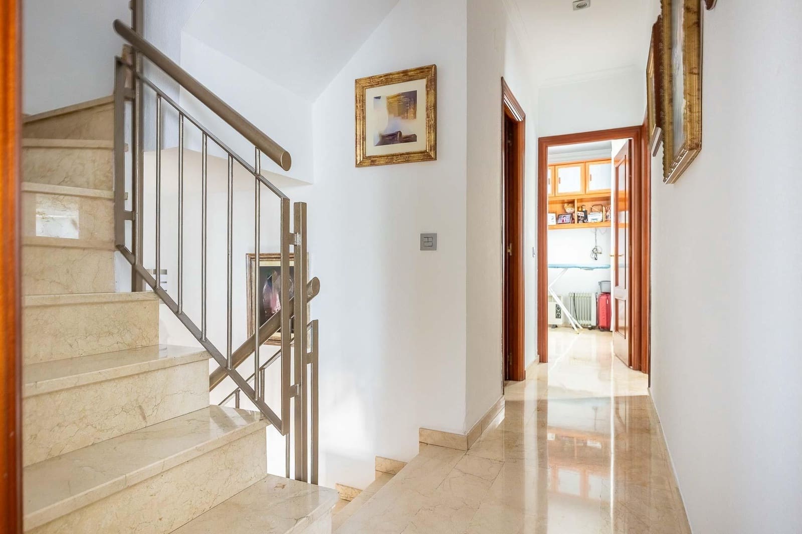 4 sypialnia Dom szeregowy na sprzedaż w Castilleja de la Cuesta z garażem - 260 000 € (Ref: 9132458)