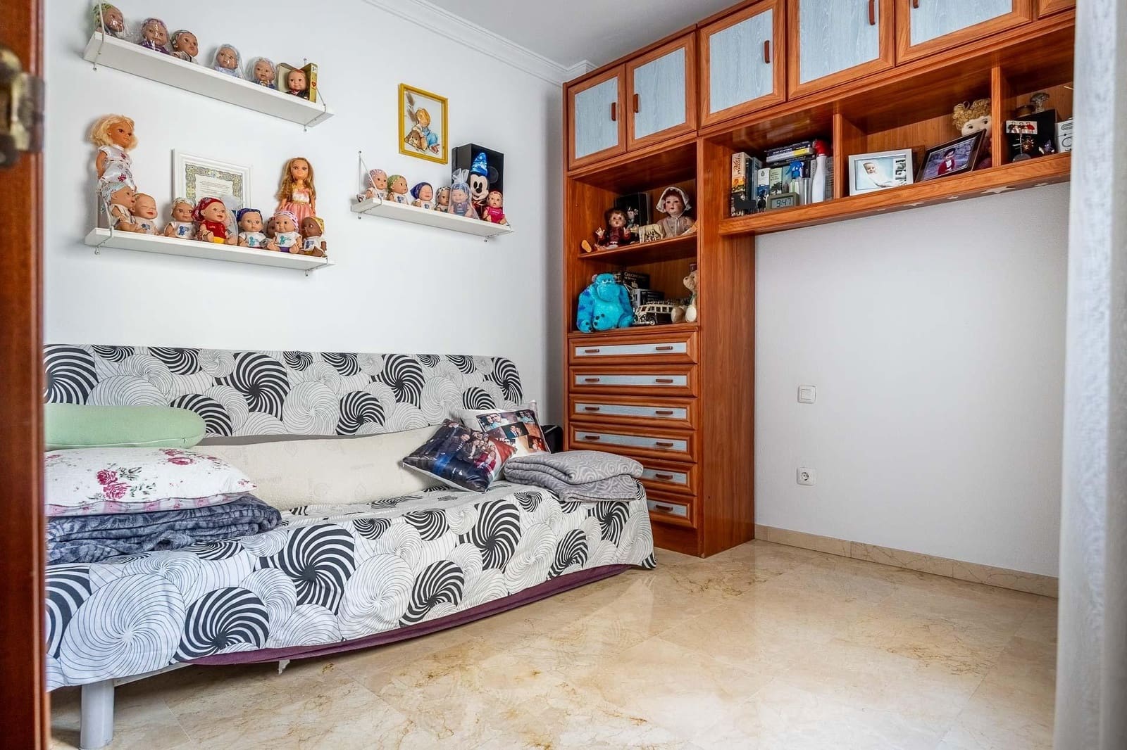 4 sypialnia Dom szeregowy na sprzedaż w Castilleja de la Cuesta z garażem - 260 000 € (Ref: 9132458)