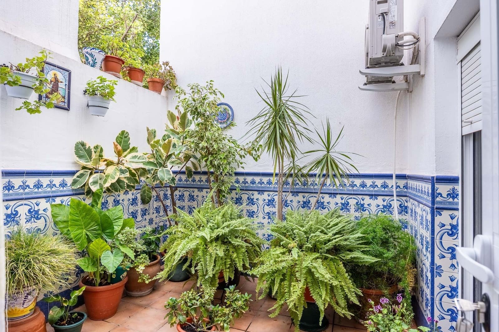 4 sypialnia Dom szeregowy na sprzedaż w Castilleja de la Cuesta z garażem - 260 000 € (Ref: 9132458)