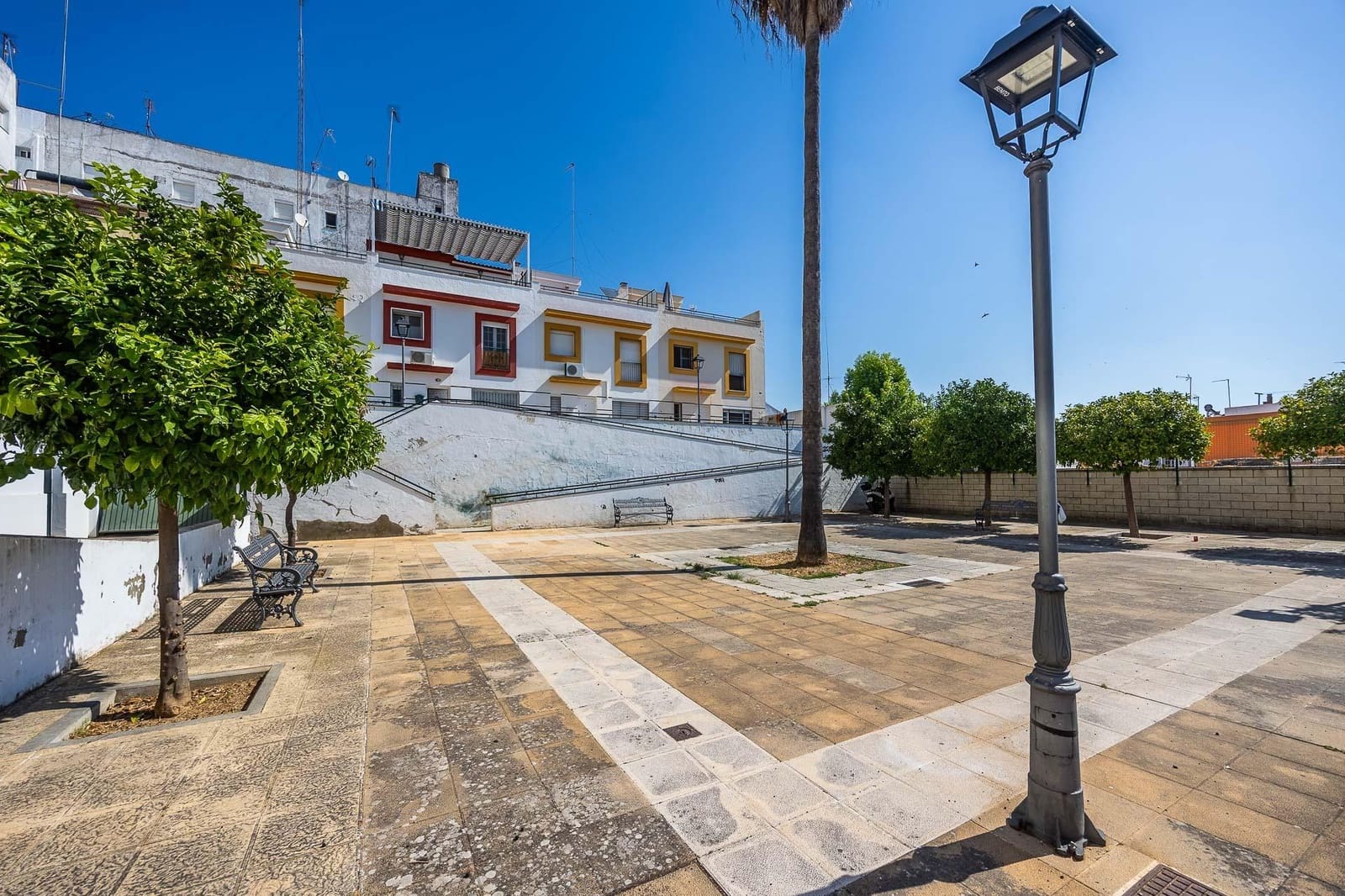 4 sypialnia Dom szeregowy na sprzedaż w Castilleja de la Cuesta z garażem - 260 000 € (Ref: 9132458)