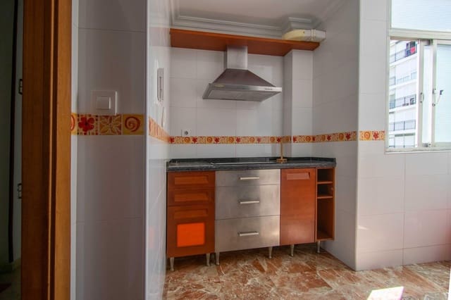 3 soverom Leilighet til salgs i Sevilla by - € 175 000 (Ref: 9132459)