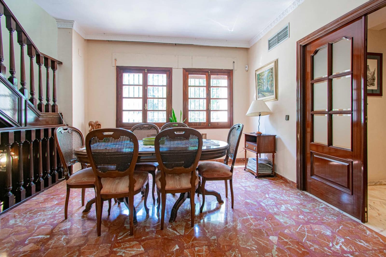 10 soverom Villa til salgs i Palomares del Rio med svømmebasseng garasje - € 790 000 (Ref: 9134499)