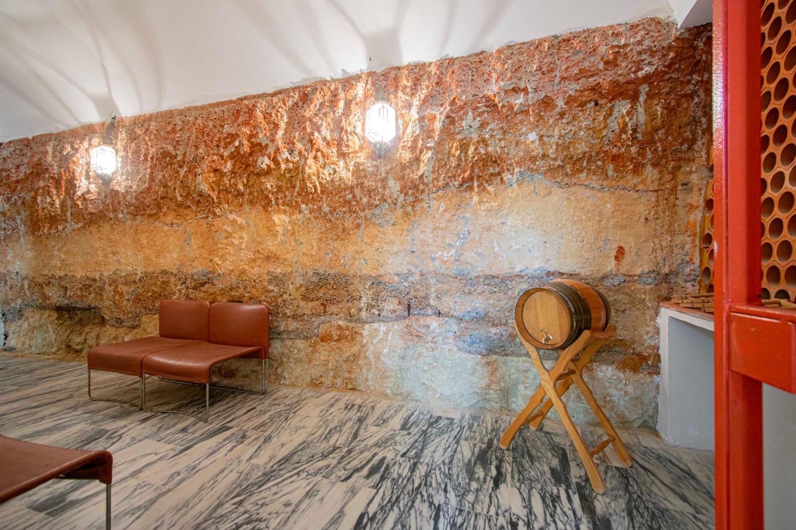 10 soverom Villa til salgs i Palomares del Rio med svømmebasseng garasje - € 790 000 (Ref: 9134499)