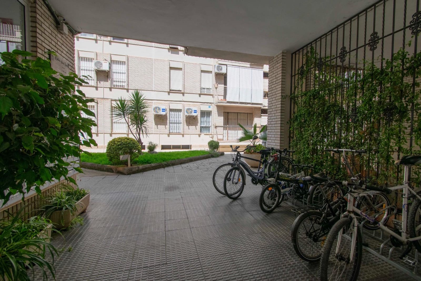 1 sypialnia Apartament na sprzedaż w Miasto Sewilla - 215 000 € (Ref: 9137186)