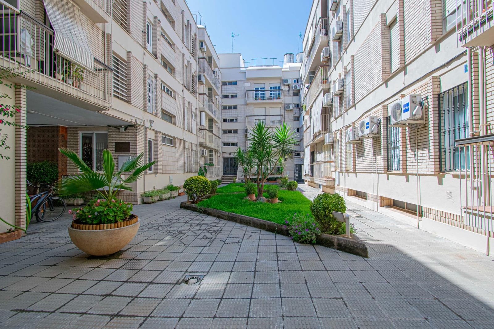 1 sypialnia Apartament na sprzedaż w Miasto Sewilla - 215 000 € (Ref: 9137186)