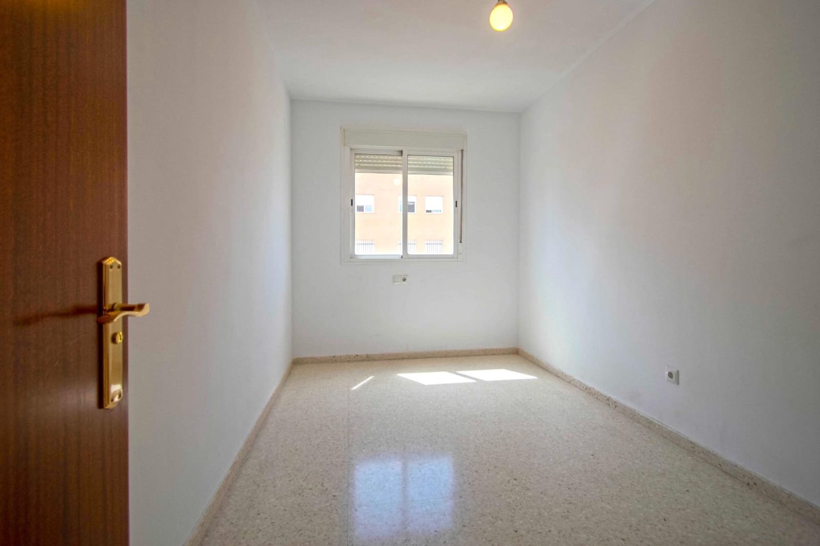 3 soveværelse Lejlighed til salg i Sevilla by med garage - € 225.334 (Ref: 9141651)