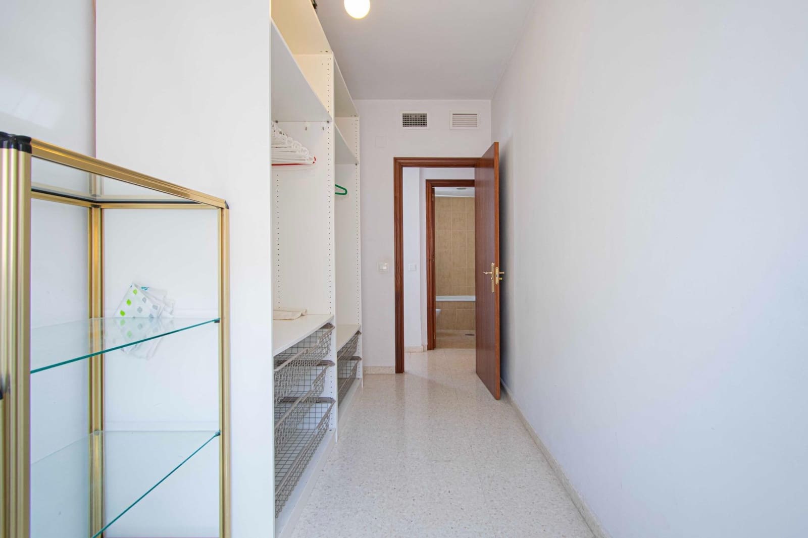 3 soveværelse Lejlighed til salg i Sevilla by med garage - € 225.334 (Ref: 9141651)