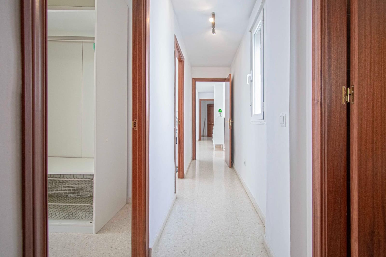 3 soveværelse Lejlighed til salg i Sevilla by med garage - € 225.334 (Ref: 9141651)