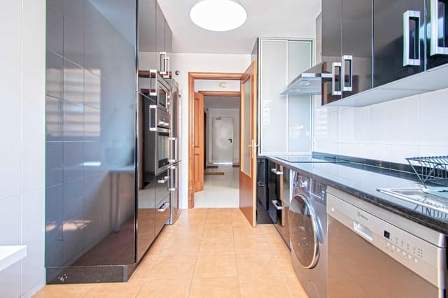 3 slaapkamer Flat te koop in Sevilla stad met garage - € 225.334 (Ref: 9141651)