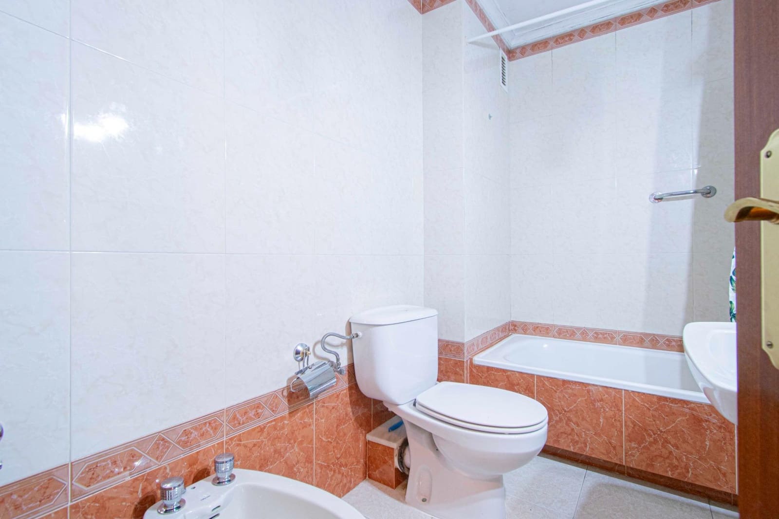 4 soveværelse Lejlighed til salg i Sevilla by - € 335.000 (Ref: 9141654)