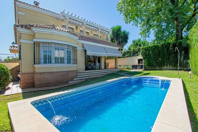5 soveværelse Villa til salg i Gines med swimmingpool - € 580.000 (Ref: 9141655)