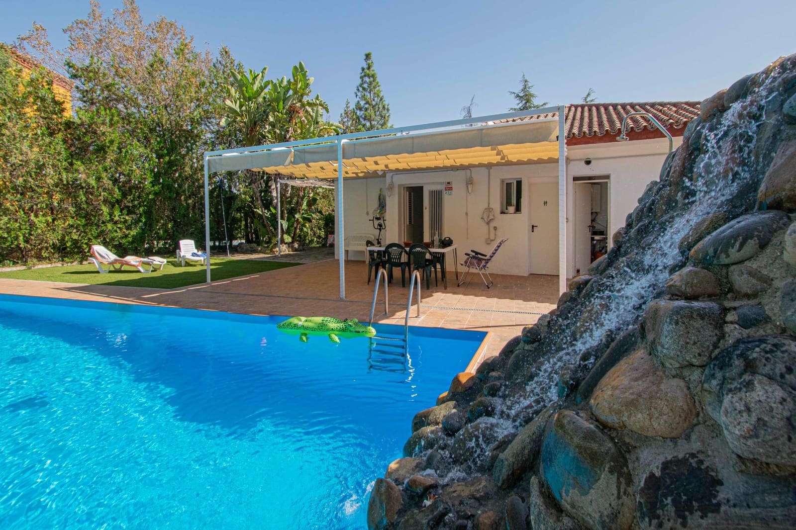 5 soveværelse Villa til salg i Las Pajanosas med swimmingpool garage - € 450.000 (Ref: 9147247)