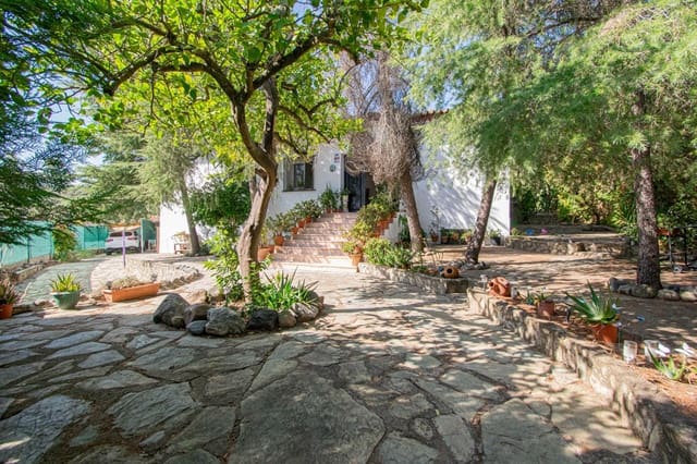 5 bedroom Villa for sale in Las Pajanosas, Guillena with pool garage - € 450,000 (Ref: 9147247)