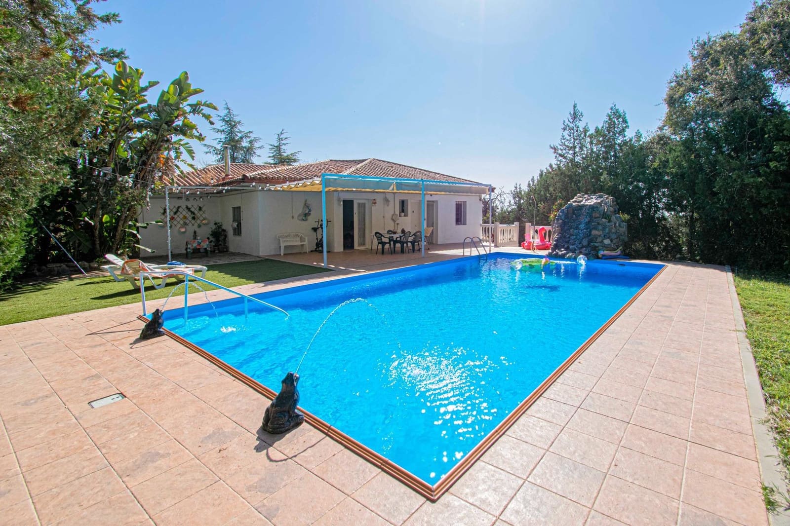 5 bedroom Villa for sale in Las Pajanosas with pool garage - € 450,000 (Ref: 9147247)