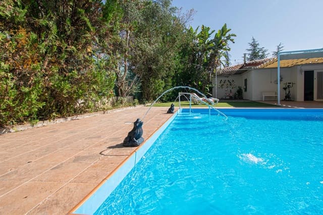 Chalet de 5 habitaciones en Las Pajanosas, Guillena en venta con piscina garaje - 415.000 € (Ref: 9147247)