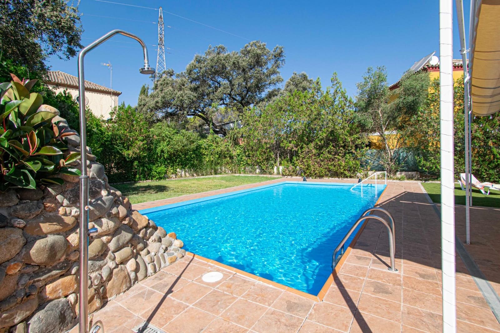 Chalet de 5 habitaciones en Las Pajanosas en venta con piscina garaje - 415.000 € (Ref: 9147247)