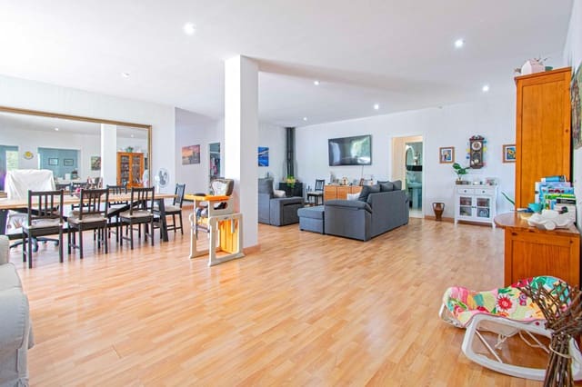 5 soverom Villa til salgs i Las Pajanosas, Guillena med svømmebasseng garasje - € 415 000 (Ref: 9147247)