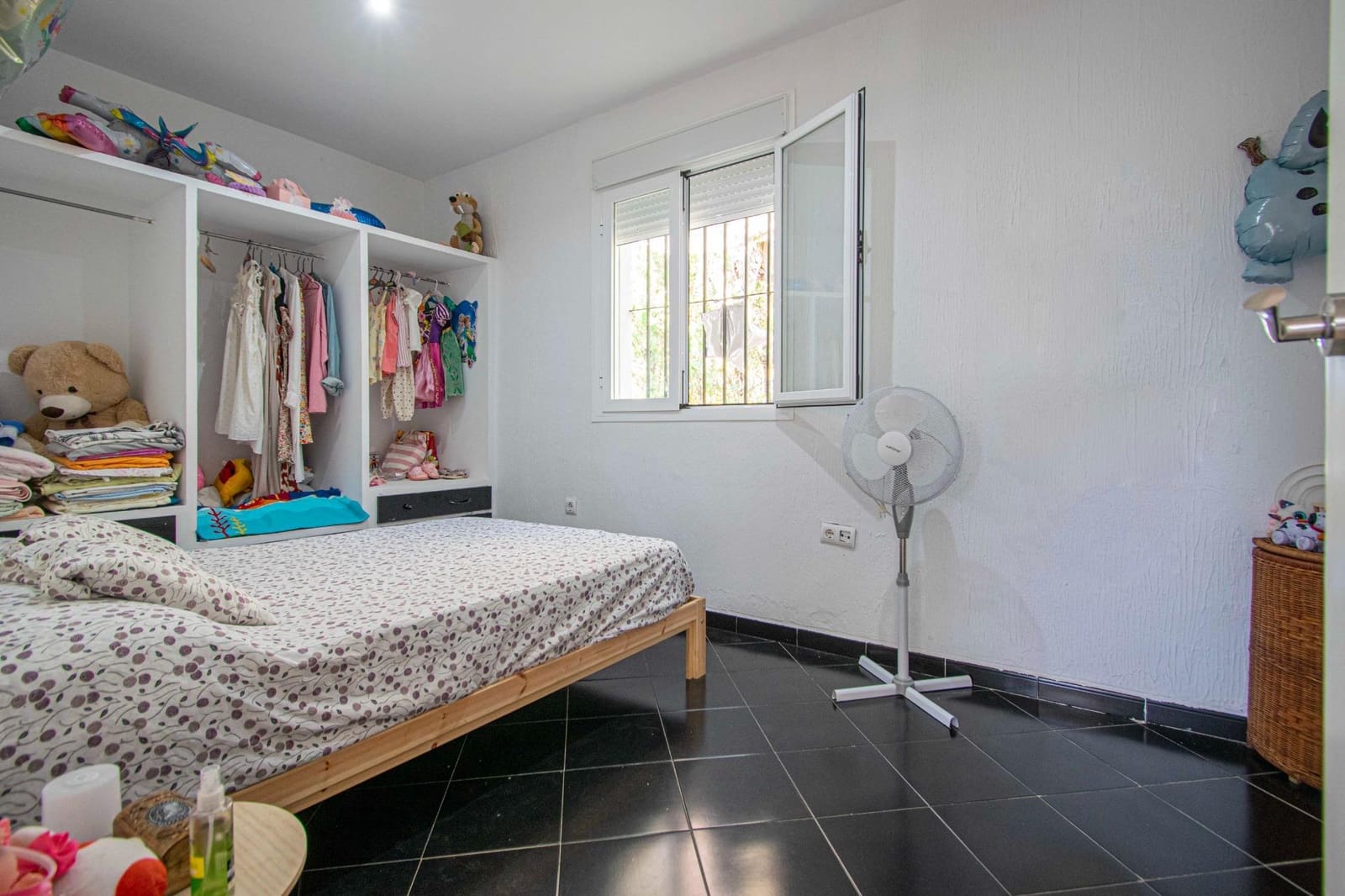 5 slaapkamer Villa te koop in Las Pajanosas met zwembad garage - € 415.000 (Ref: 9147247)