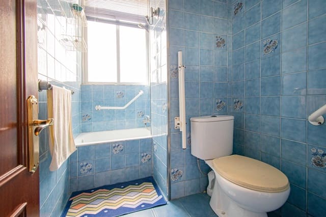 4 soverom Leilighet til salgs i Sevilla by - € 185 000 (Ref: 9154017)