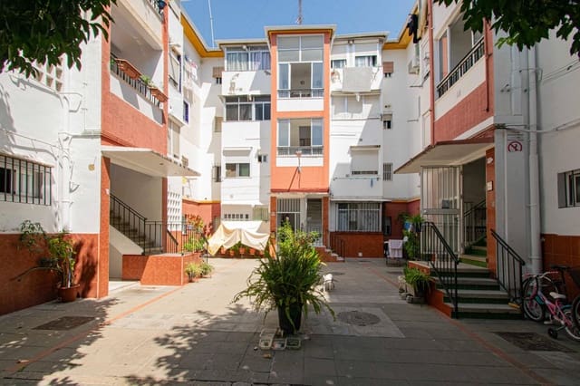 4 soverom Leilighet til salgs i Sevilla by - € 185 000 (Ref: 9154017)