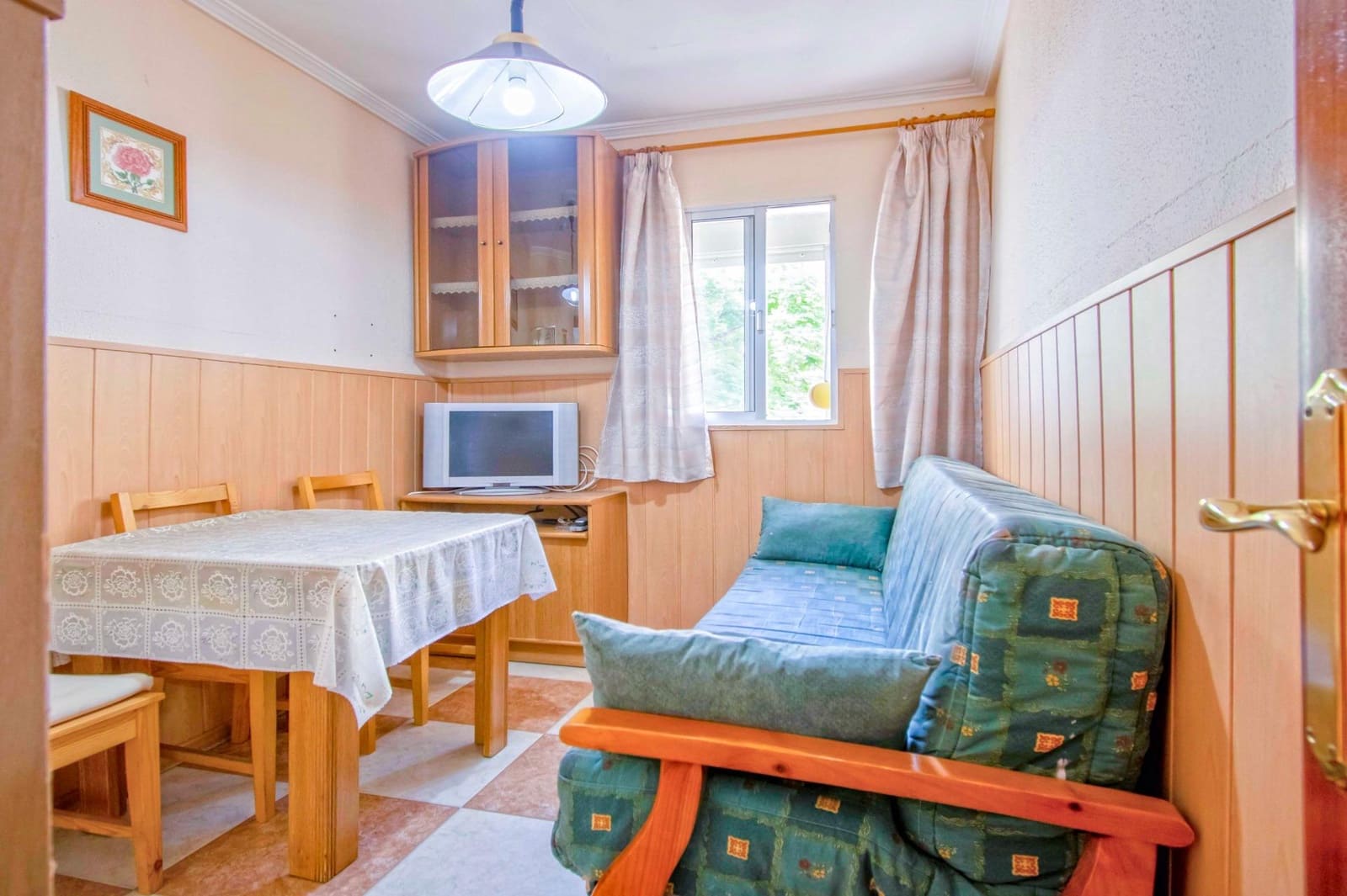 4 slaapkamer Flat te koop in Sevilla stad - € 185.000 (Ref: 9154017)