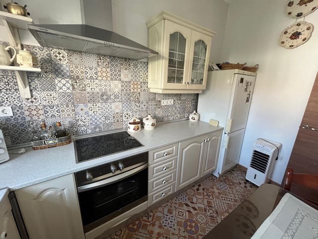 3 soverom Hus til salgs i Carrión de los Céspedes - € 142 000 (Ref: 9161067)