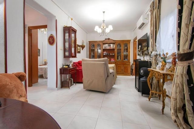 5 bedroom Townhouse for sale in Nervión, Seville city - € 495,000 (Ref: 9181097)