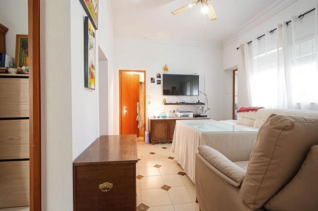 5 bedroom Townhouse for sale in Nervión, Seville city - € 495,000 (Ref: 9181097)