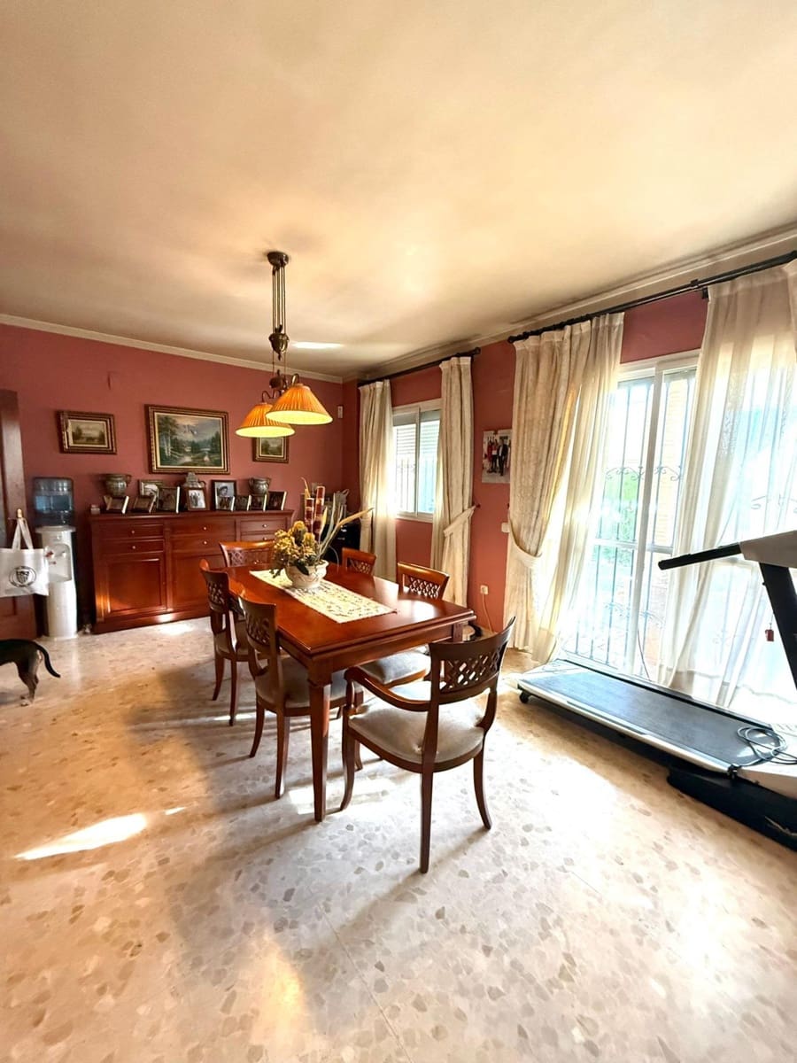 3 soverom Villa til salgs i Bormujos med svømmebasseng - € 470 000 (Ref: 9183703)