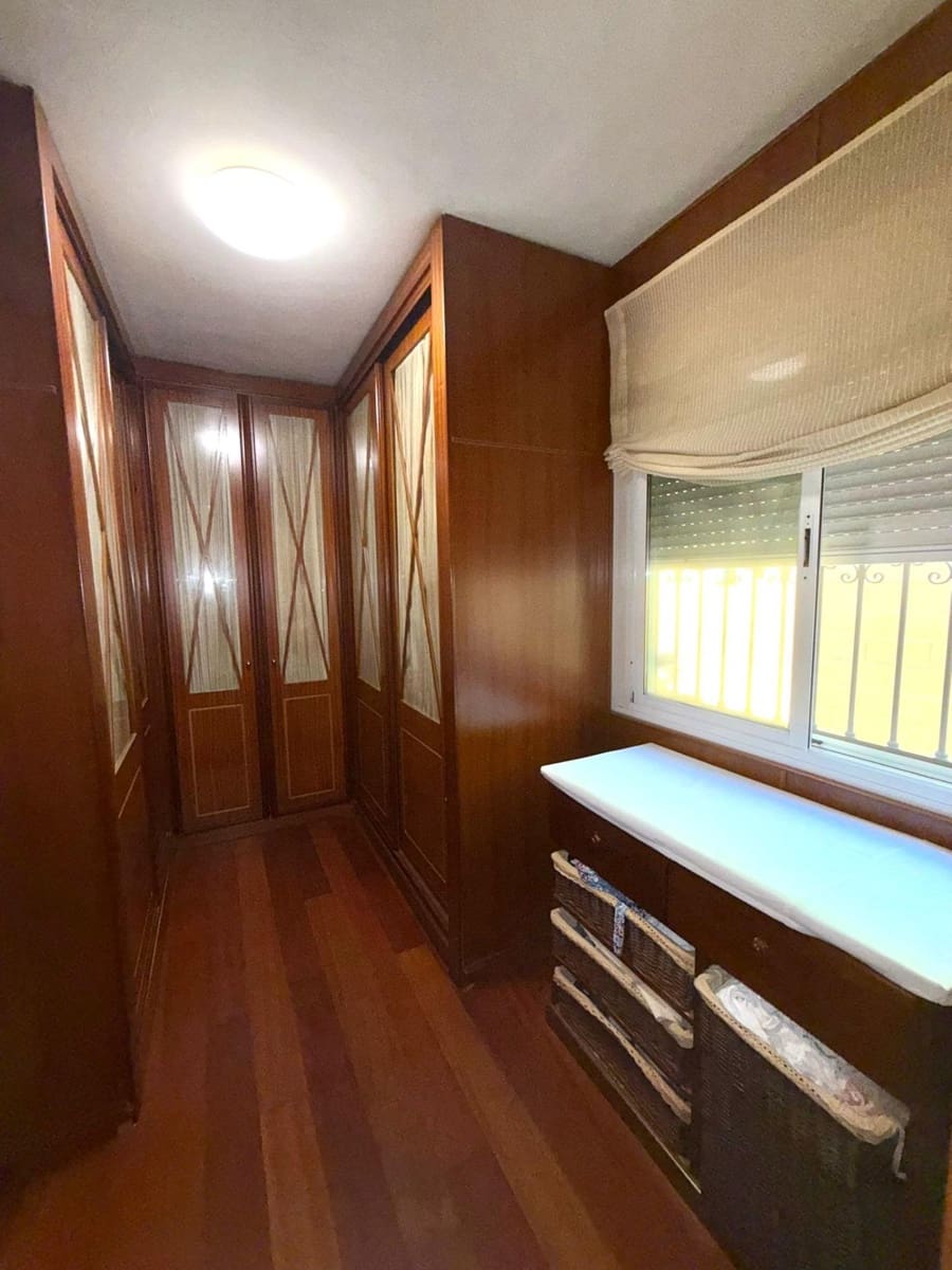 3 soverom Villa til salgs i Bormujos med svømmebasseng - € 470 000 (Ref: 9183703)