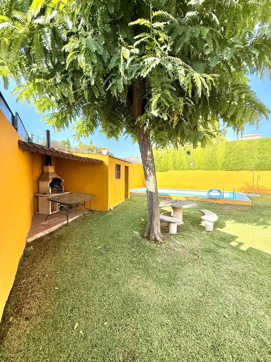 3 soverom Villa til salgs i Bormujos med svømmebasseng - € 470 000 (Ref: 9183703)